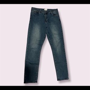 Kendall and Kylie Mom Jean